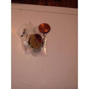 New Vintage University Georgia Bulldogs Bulldog Head Enamel Pin Hat Lapel NCAA